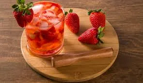 Cafe strawberry tonik
